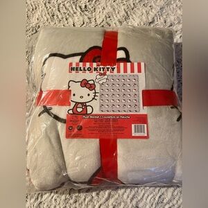 NEW Hello Kitty Conversation Bubble FULL/QUEEN Blanket